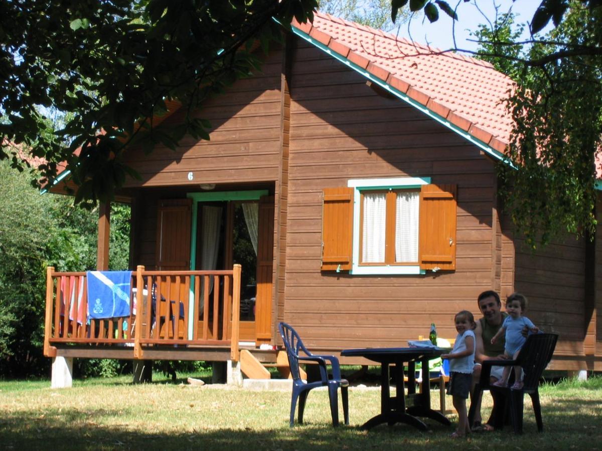 Camping Municipal De La Lande Nexon Екстер'єр фото